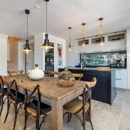 Mza322a - Stylish Penthouse With Large Terrace *
